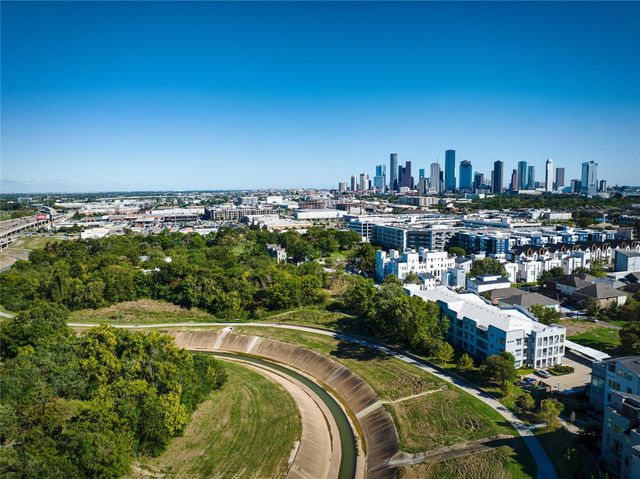 1441 East Street 207, Houston, TX 77007