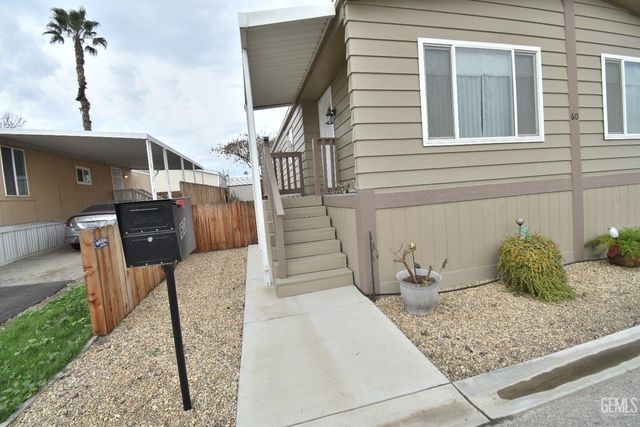 60 Cinnamon Lane, Bakersfield, CA 93308