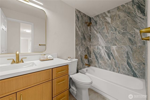 1812 Lumley Avenue, Mukilteo, WA 98275