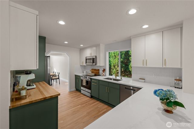 1812 Lumley Avenue, Mukilteo, WA 98275