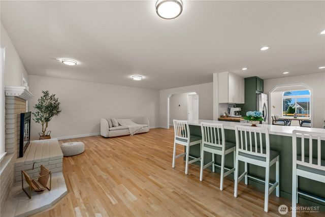 1812 Lumley Avenue, Mukilteo, WA 98275