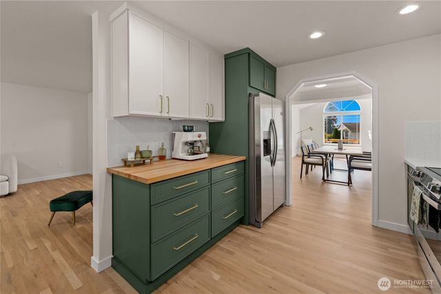 1812 Lumley Avenue, Mukilteo, WA 98275