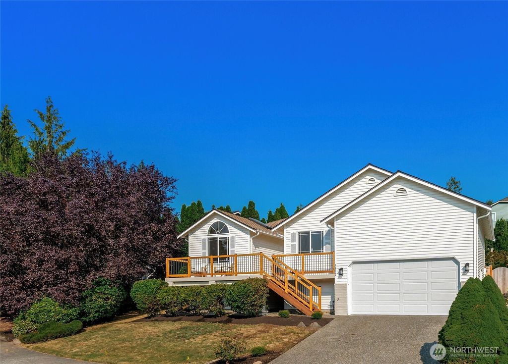 1812 Lumley Avenue, Mukilteo, WA 98275