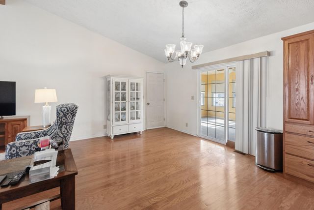 15050 E 2020 Road, Stockton, MO 65785