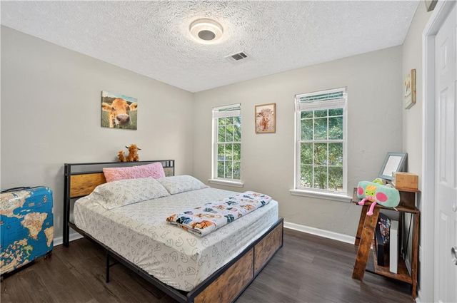 2361 Emerald Drive, Loganville, GA 30052