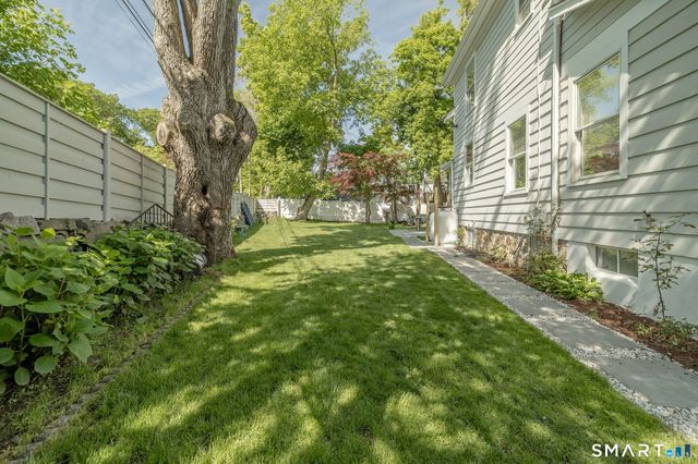 20 Avenue A, Norwalk, CT 06854