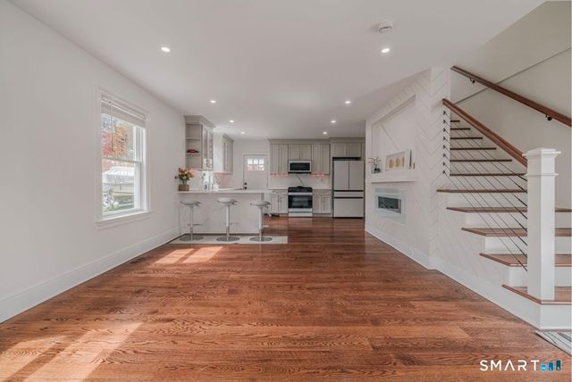 20 Avenue A, Norwalk, CT 06854