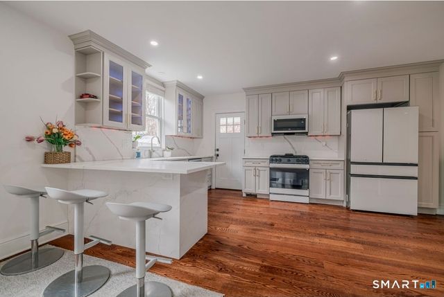 20 Avenue A, Norwalk, CT 06854