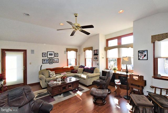 219 ROSEWOOD AVE, Feasterville Trevose, PA 19053