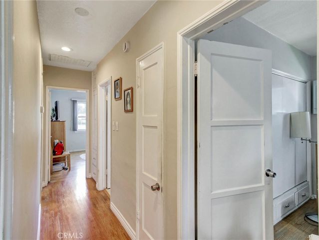 5505 Clybourn Avenue, North Hollywood, CA 91601