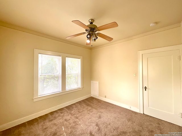 127 W Craig Pl Apt 6, San Antonio, TX 78212