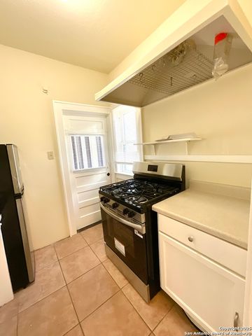 127 W Craig Pl Apt 6, San Antonio, TX 78212
