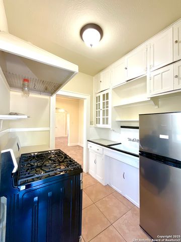 127 W Craig Pl Apt 6, San Antonio, TX 78212