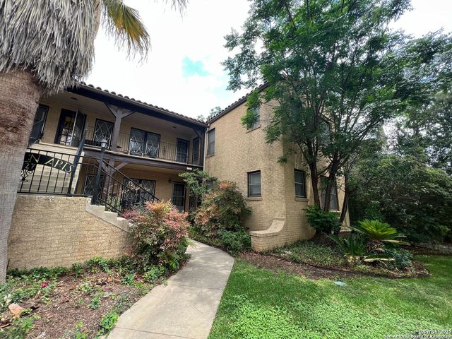 127 W Craig Pl Apt 6, San Antonio, TX 78212