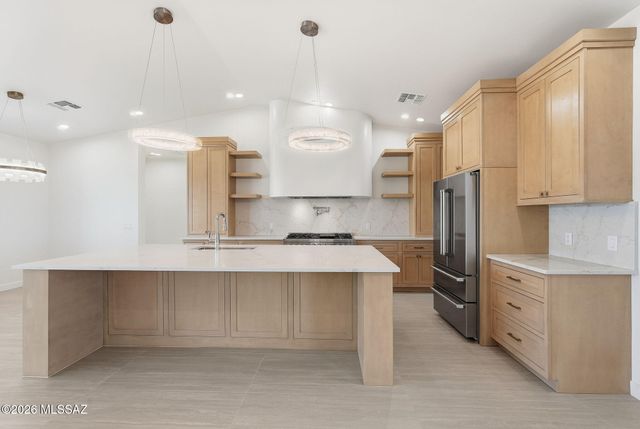 2945 N Silver Spur Drive, Tucson, AZ 85745