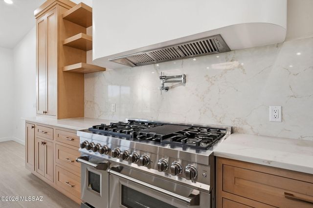 2945 N Silver Spur Drive, Tucson, AZ 85745