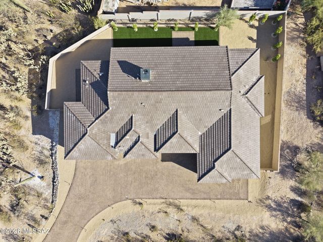 2945 N Silver Spur Drive, Tucson, AZ 85745