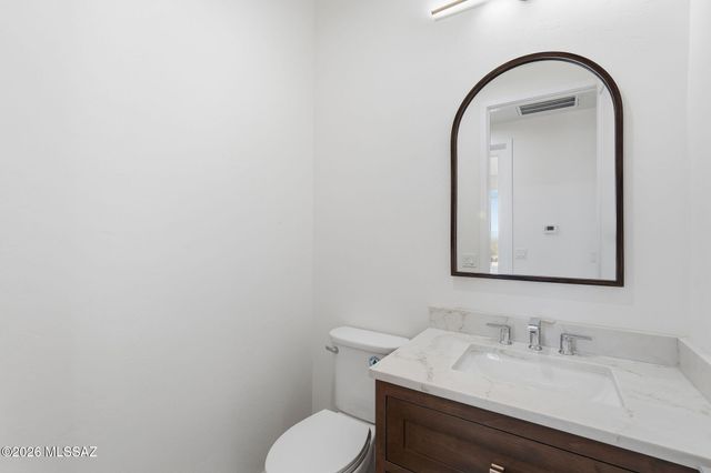 2945 N Silver Spur Drive, Tucson, AZ 85745