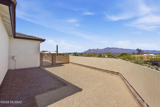 2945 N Silver Spur Drive, Tucson, AZ 85745