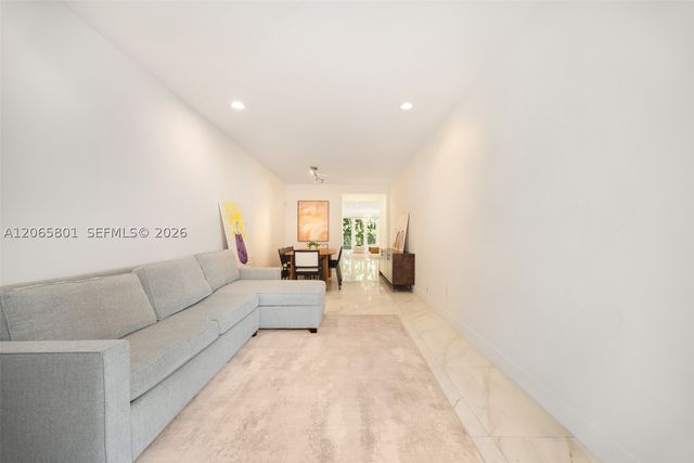 2938 Catalina St, Coconut Grove, FL 33133