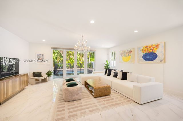 2938 Catalina St, Coconut Grove, FL 33133