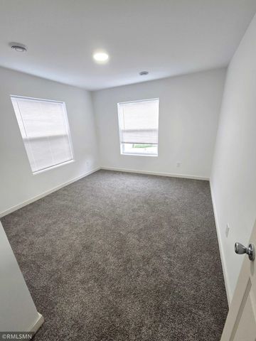 1911 E 32nd Street, Minneapolis, MN 55407