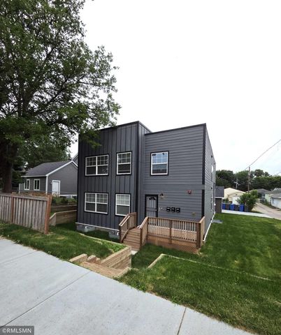 1911 E 32nd Street, Minneapolis, MN 55407