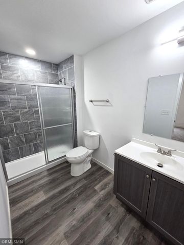 1911 E 32nd Street, Minneapolis, MN 55407
