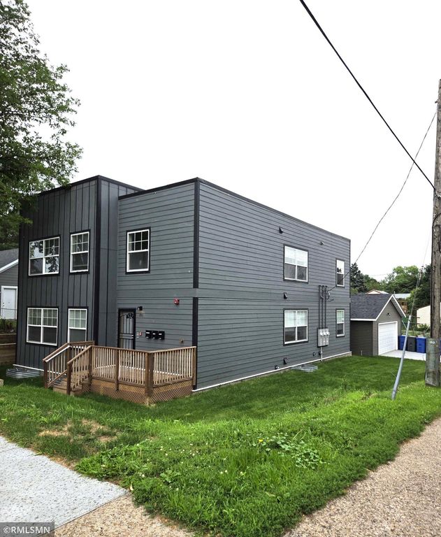 1911 E 32nd Street, Minneapolis, MN 55407