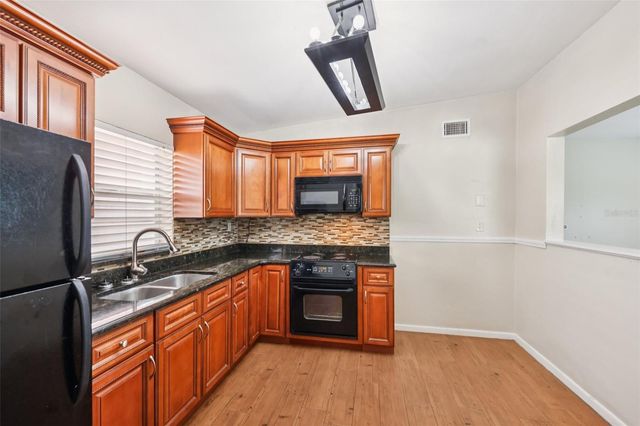 1417 E HARDING STREET, Orlando, FL 32806