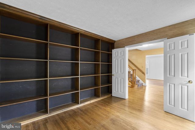 2206 TOUCHSTONE CT, Silver Spring, MD 20904
