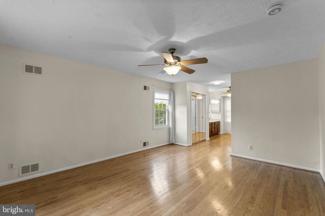 2206 TOUCHSTONE CT, Silver Spring, MD 20904