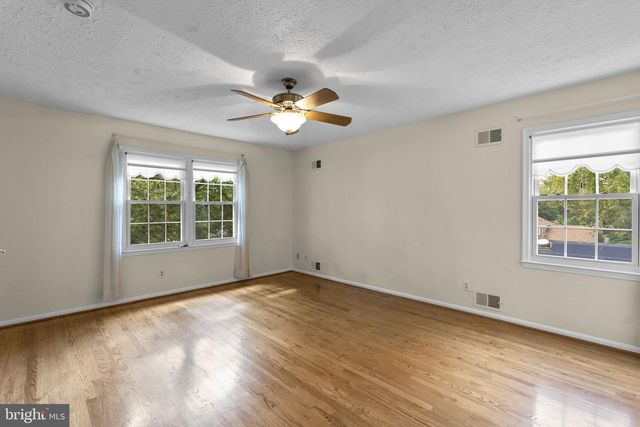 2206 TOUCHSTONE CT, Silver Spring, MD 20904