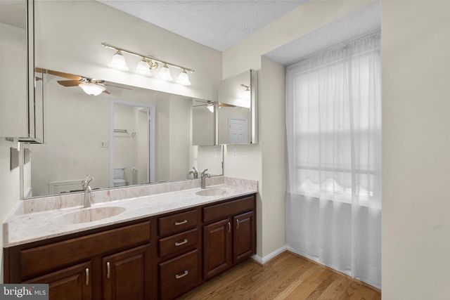 2206 TOUCHSTONE CT, Silver Spring, MD 20904