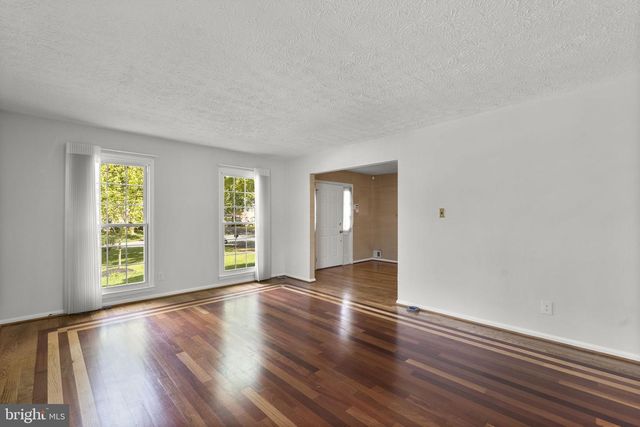 2206 TOUCHSTONE CT, Silver Spring, MD 20904