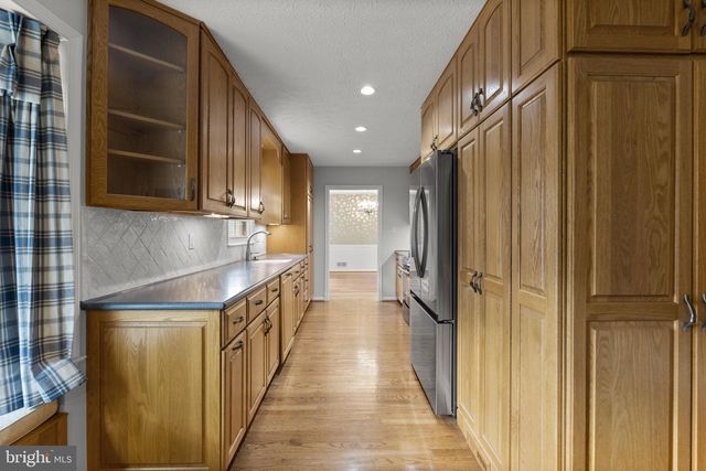 2206 TOUCHSTONE CT, Silver Spring, MD 20904