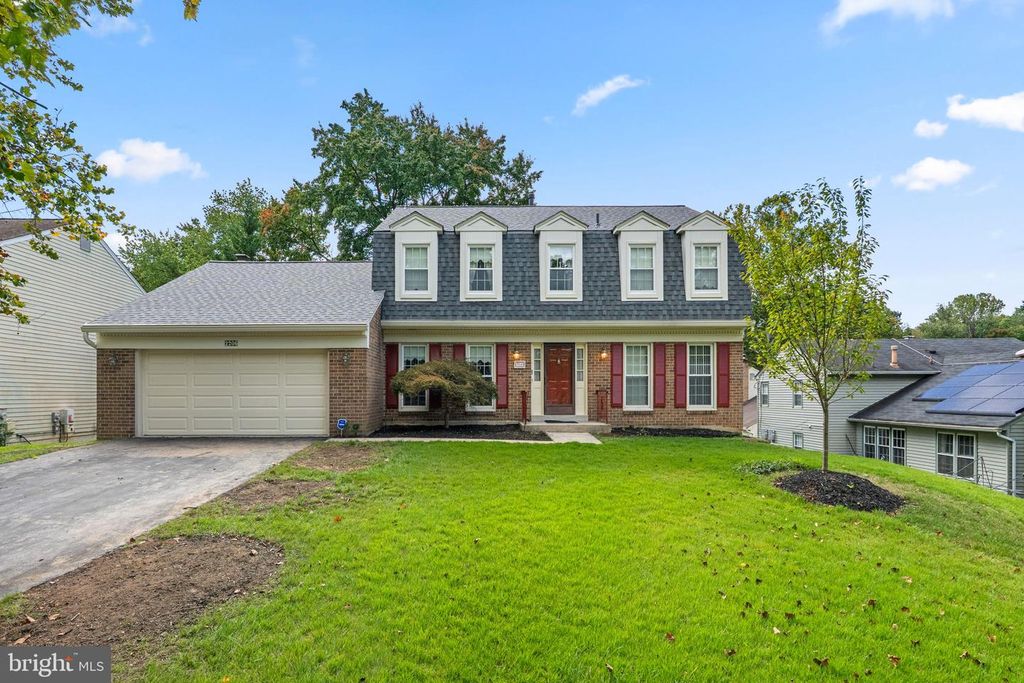 2206 TOUCHSTONE CT, Silver Spring, MD 20904
