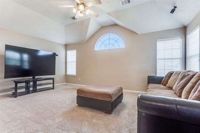 3909 Rolling Hills Drive, Plano, TX 75025