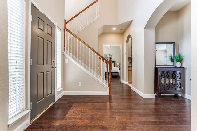 3909 Rolling Hills Drive, Plano, TX 75025