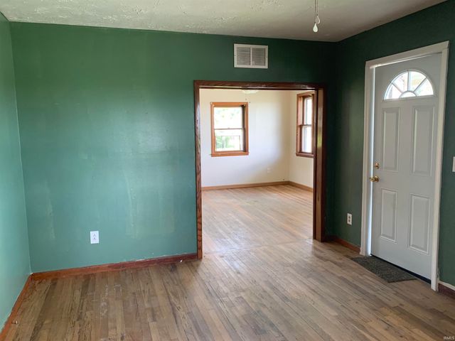 413 E Albert Street, Argos, IN 46501