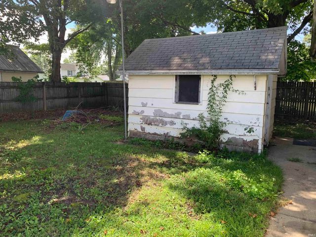 413 E Albert Street, Argos, IN 46501