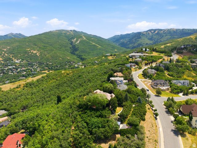 1501 E MAPLE HILLS DR, Bountiful, UT 84010