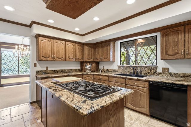 1501 E MAPLE HILLS DR, Bountiful, UT 84010