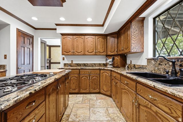 1501 E MAPLE HILLS DR, Bountiful, UT 84010