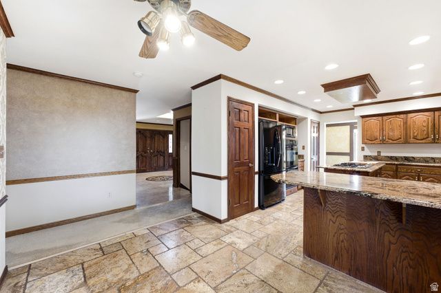1501 E MAPLE HILLS DR, Bountiful, UT 84010