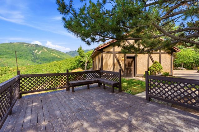 1501 E MAPLE HILLS DR, Bountiful, UT 84010