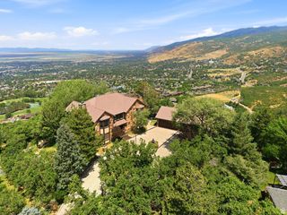 1501 E MAPLE HILLS DR, Bountiful, UT 84010