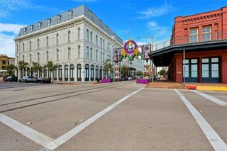 2400 Mechanic Street 103, Galveston, TX 77550