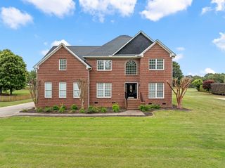 366 Benford Drive, Boiling Springs, SC 29316