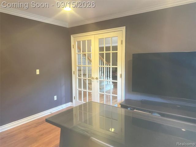 37673 Mckenzie Court, Farmington Hills, MI 48331